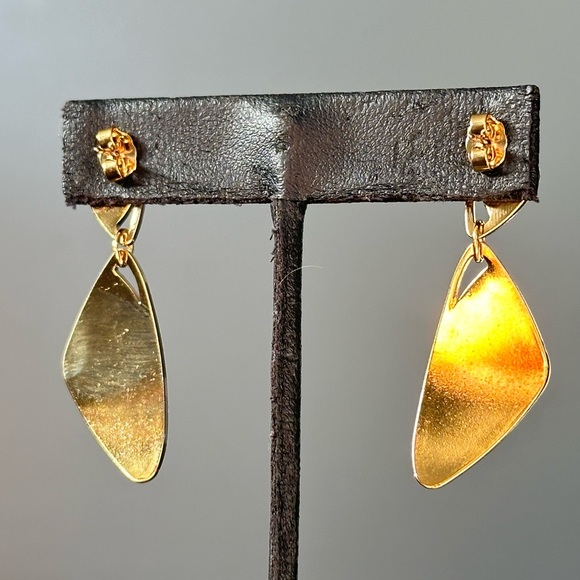 Avon Gold & Black Geometric Post Earrings Old Money Steelers Grandmacore - Picture 3 of 4